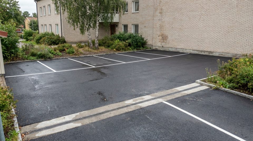 Asfaltering av gårdsyta